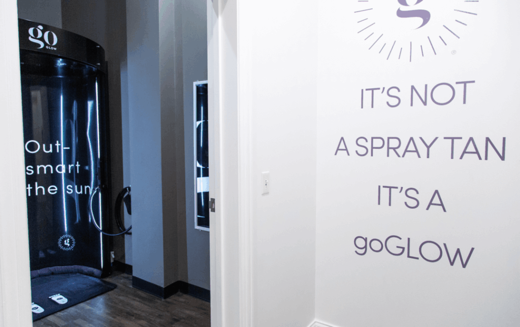 Spray Tanning vs. Tanning Lotions