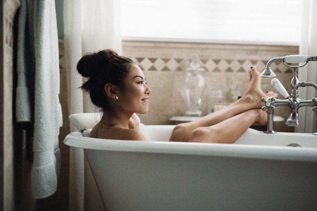 Should You Shave Before Spray Tan? - goGLOW