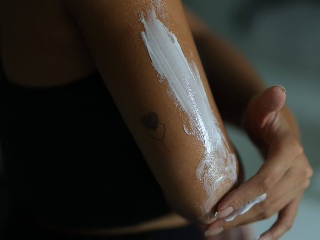 The Truth About Lotions and Oils Before Tanning