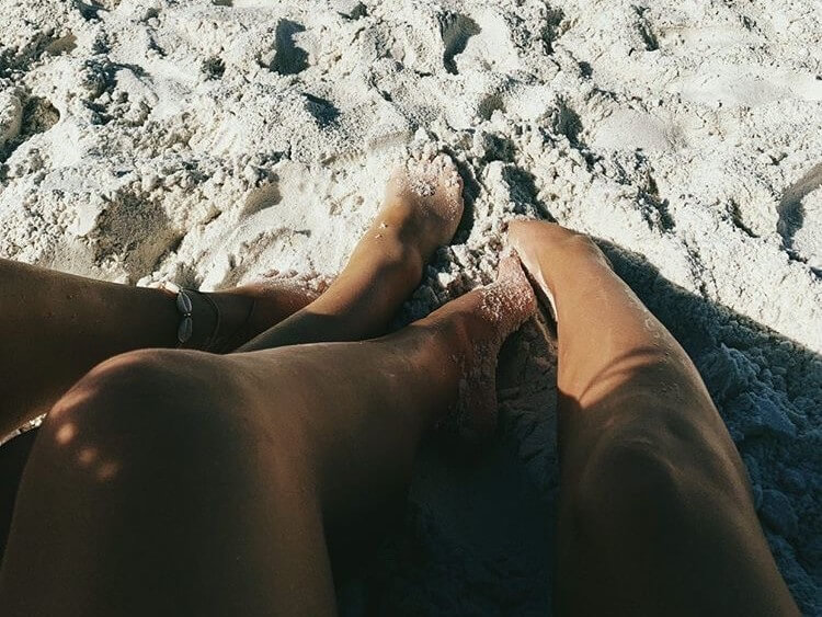 How to Get the Perfect Pre-Vacation Spray Tan So You Land Already Glowing